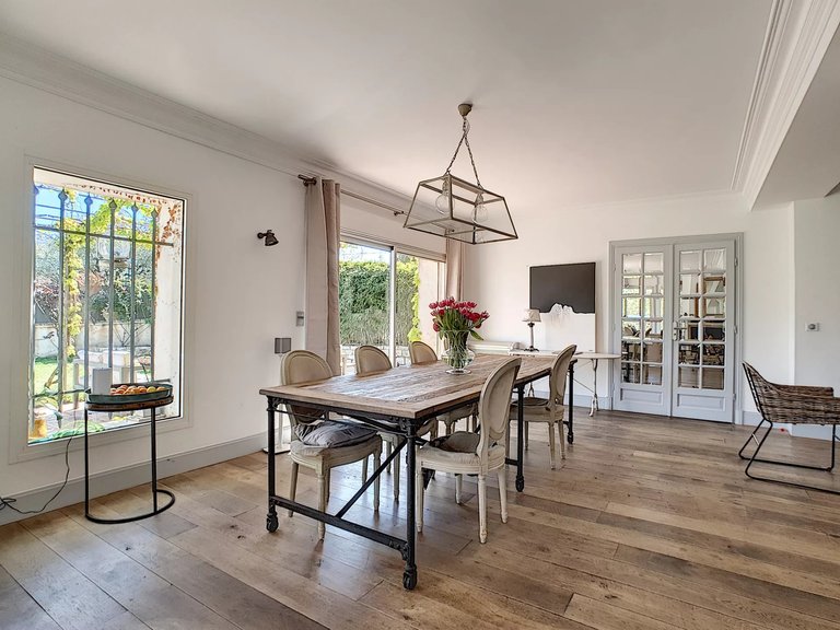 Villa for Sale in Mougins, Mougins, Valbonne, Grasse Area 5