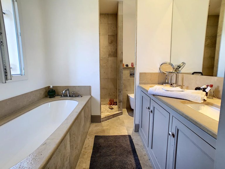 Villa for Sale in Mougins, Mougins, Valbonne, Grasse Area 10