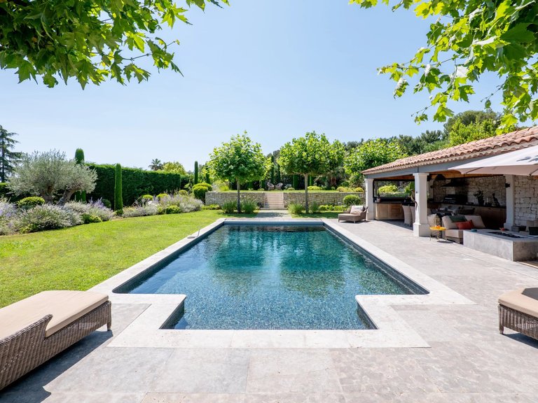 Villa for Sale in Mougins, Mougins, Valbonne, Grasse Area 2