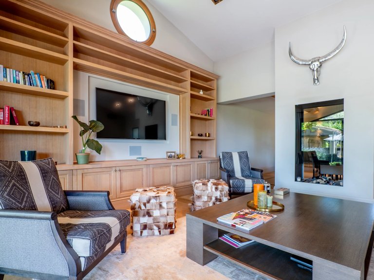 Villa for Sale in Mougins, Mougins, Valbonne, Grasse Area 18