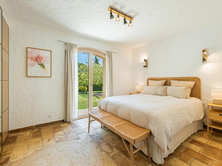 Villa for Sale in Mougins, Mougins, Valbonne, Grasse Area 14