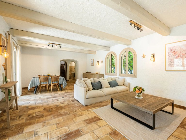Villa for Sale in Mougins, Mougins, Valbonne, Grasse Area 3