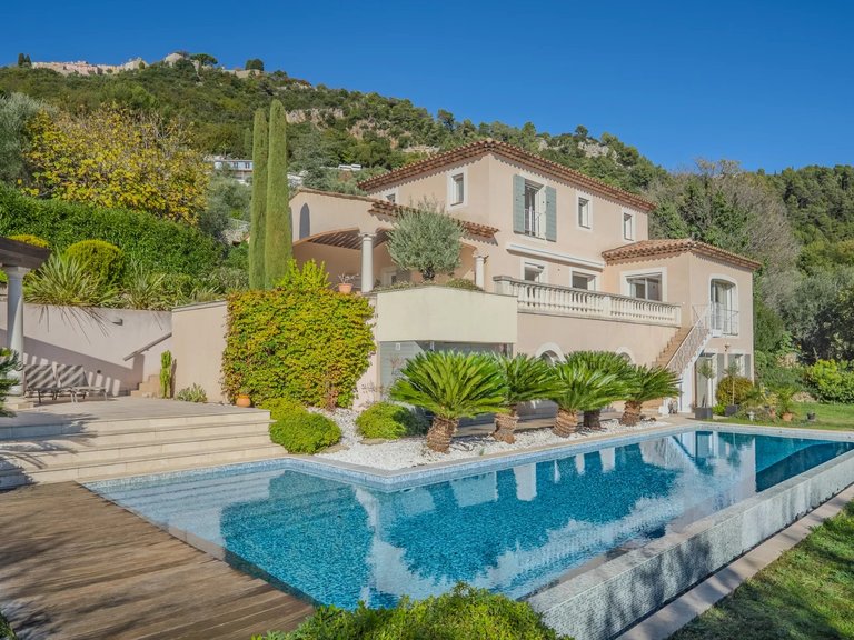 Villa for Sale in Cabris, Mougins, Valbonne, Grasse Area 1