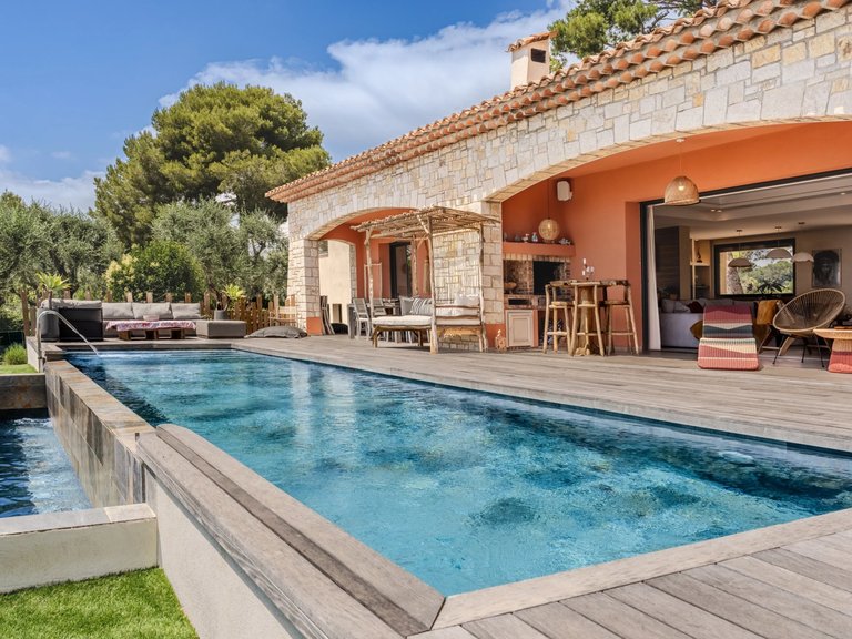 Villa for Sale in Mougins, Mougins, Valbonne, Grasse Area 2