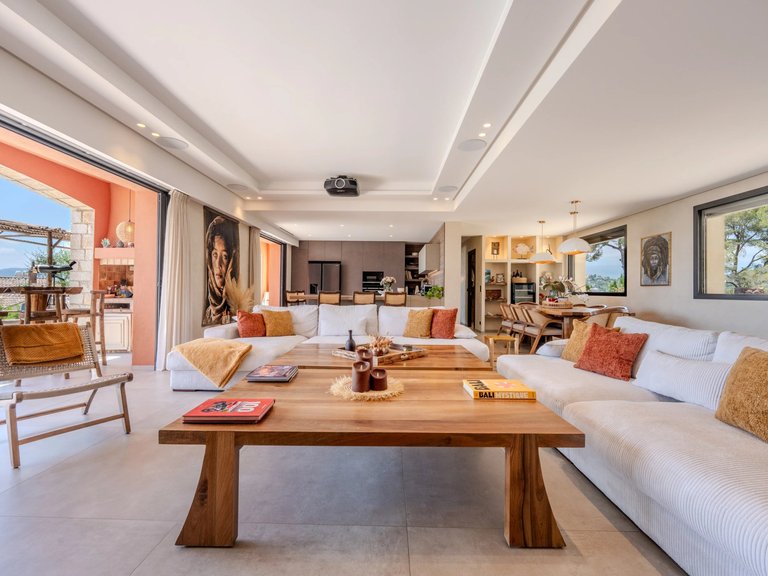 Villa for Sale in Mougins, Mougins, Valbonne, Grasse Area 9