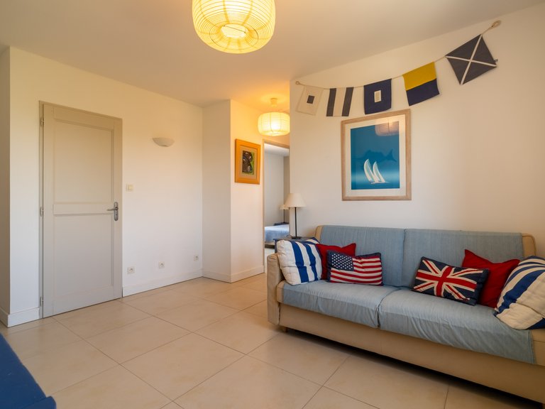 Villa for Sale in Le Brusc, Provence Coast (cassis To Cavalaire) 20
