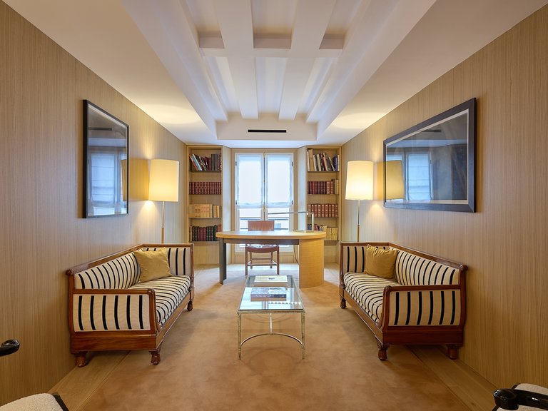 Apartment for Sale in 8th (golden Triangle - Parc Monceau), Golden Triangle - Trocadéro (8th - 16th) 8