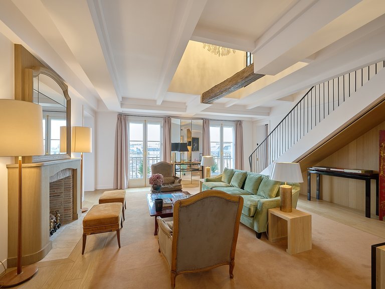 Apartment for Sale in 8th (golden Triangle - Parc Monceau), Golden Triangle - Trocadéro (8th - 16th) 4