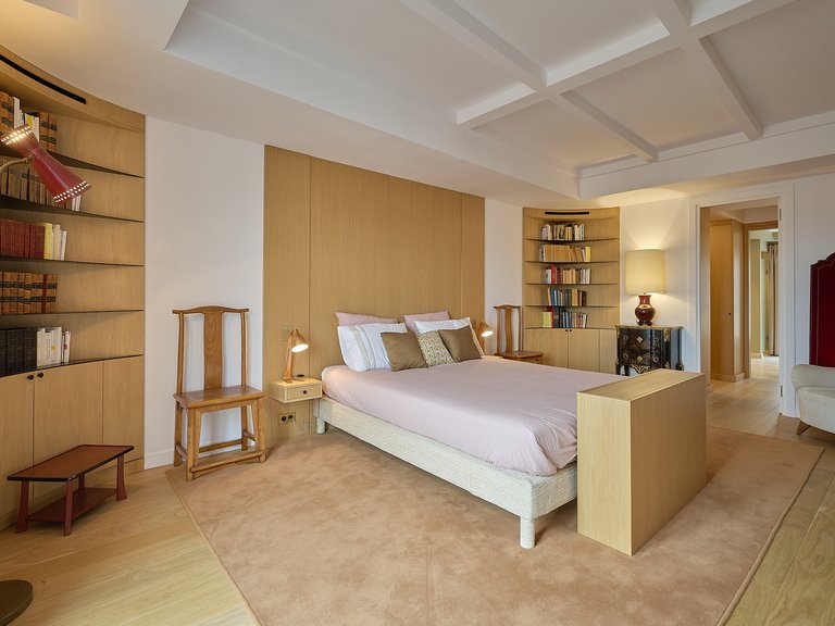 Apartment for Sale in 8th (golden Triangle - Parc Monceau), Golden Triangle - Trocadéro (8th - 16th) 9