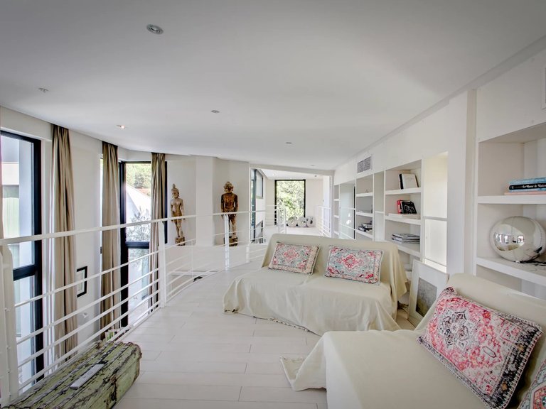 Villa for Sale in Saint Tropez, St. Tropez, Grimaud Area 17