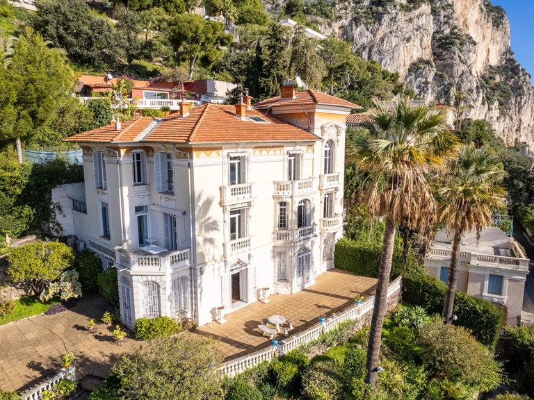 Villa for Sale in Beaulieu Sur Mer, Villefranche, Cap Ferrat Area 3