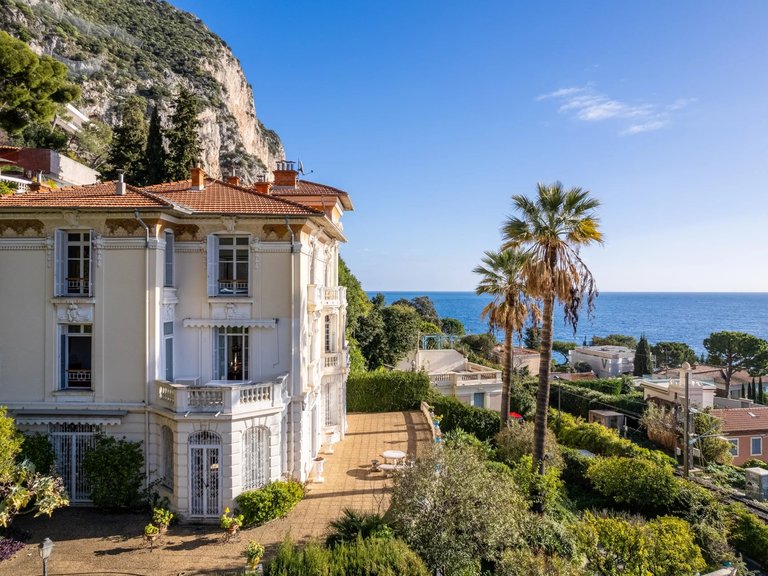Villa for Sale in Beaulieu Sur Mer, Villefranche, Cap Ferrat Area 6