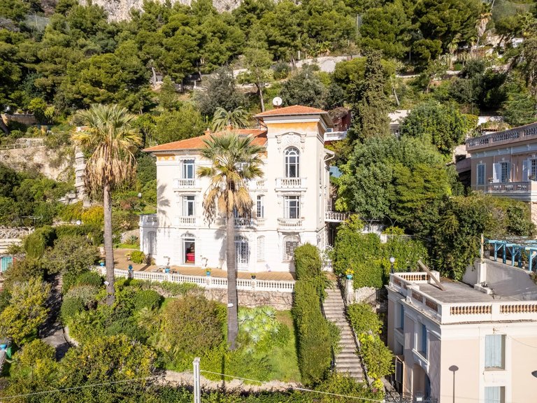 Villa for Sale in Beaulieu Sur Mer, Villefranche, Cap Ferrat Area 7