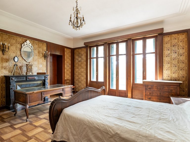 Villa for Sale in Marseille, Marseille & Cote Bleu 19