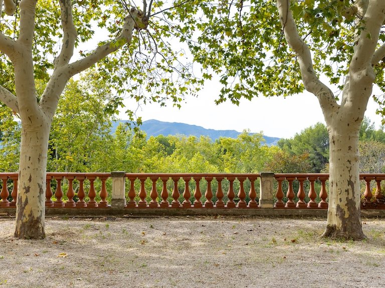 Villa for Sale in Marseille, Marseille & Cote Bleu 4