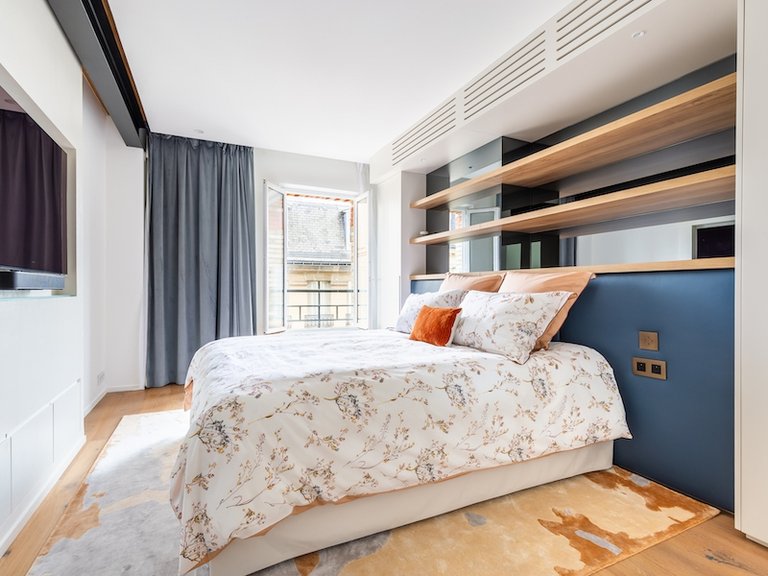 Apartment for Sale in 17th (monceau - Batignolles -ternes), Monceau - Montmartre (9th,17th, 18th) 12