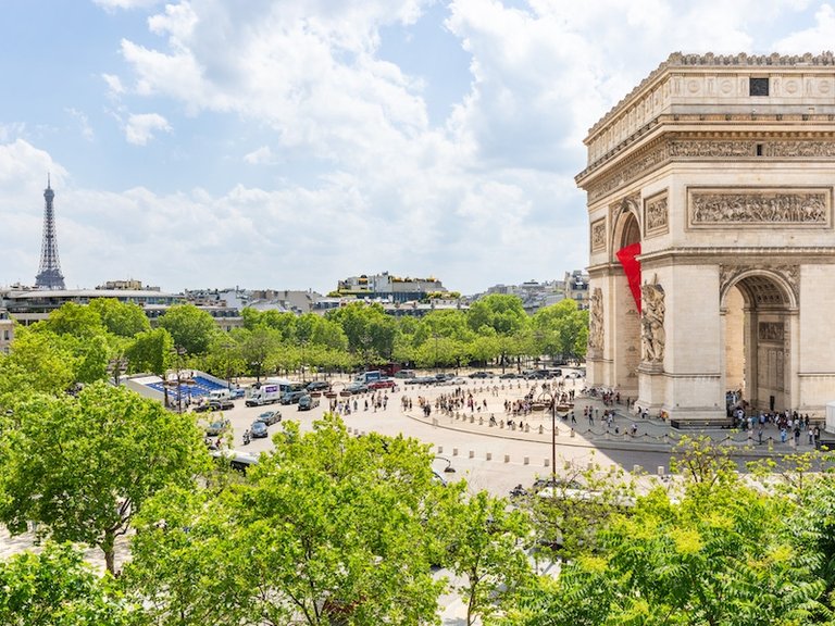 Apartment for Sale in 8th (golden Triangle - Parc Monceau), Golden Triangle - Trocadéro (8th - 16th) 7