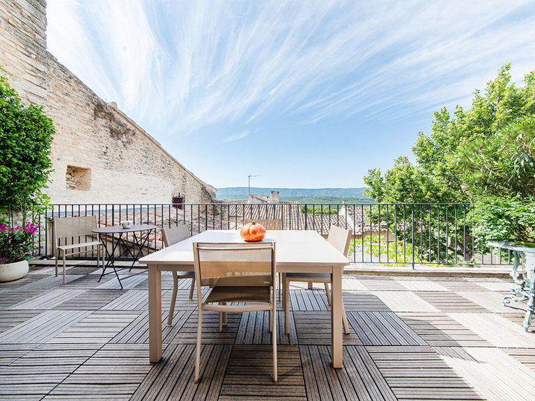 Villa for Sale in Goult, The Luberon / Vaucluse 7