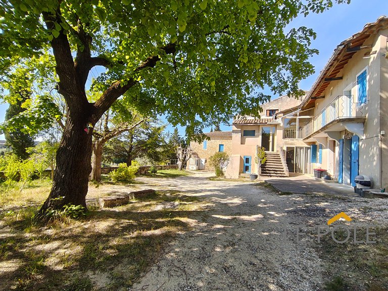 Villa for Sale in Clansayes, Avignon And North Provence 2
