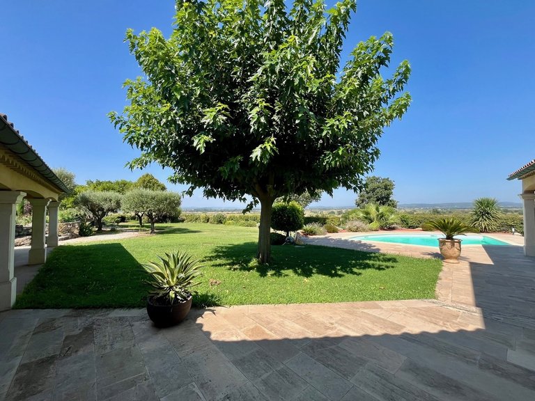 Villa for Sale in Blauzac, Uzes Area 6