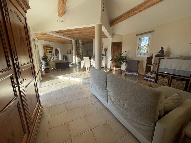 Villa for Sale in Blauzac, Uzes Area 9
