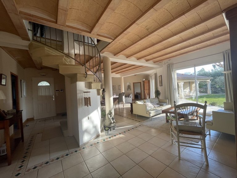 Villa for Sale in Blauzac, Uzes Area 10