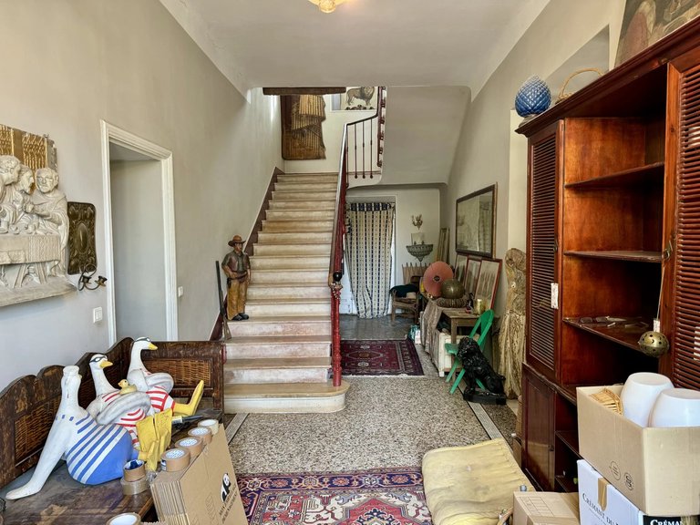 Villa for Sale in Le Thor, Avignon And North Provence 9