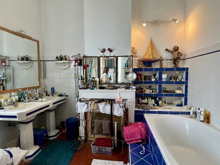 Villa for Sale in Le Thor, Avignon And North Provence 17