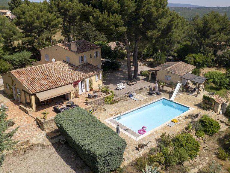 Villa for Sale in La Cadiere D Azur, Provence Coast (cassis To Cavalaire) 1