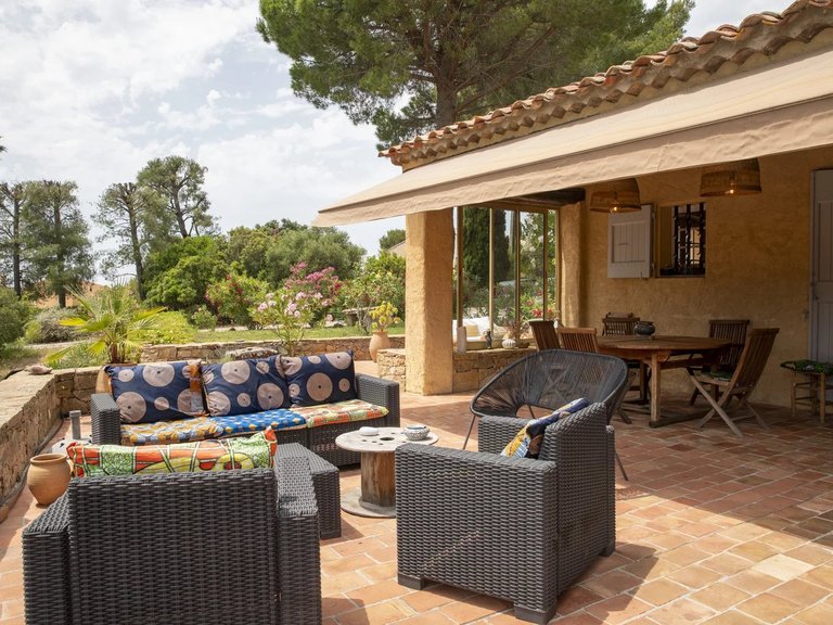 Villa for Sale in La Cadiere D Azur, Provence Coast (cassis To Cavalaire) 13