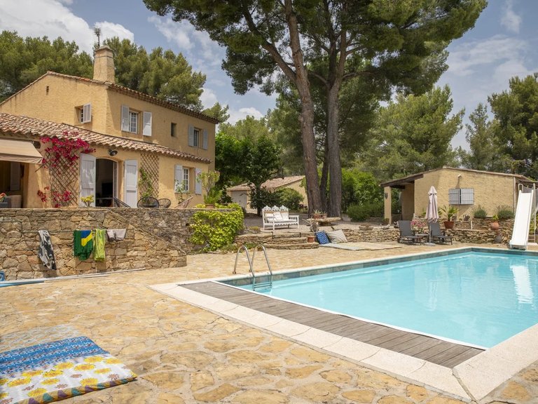 Villa for Sale in La Cadiere D Azur, Provence Coast (cassis To Cavalaire) 14