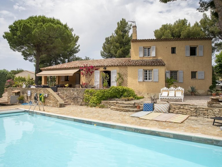 Villa for Sale in La Cadiere D Azur, Provence Coast (cassis To Cavalaire) 4
