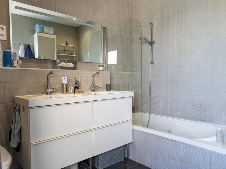 Villa for Sale in Marseille, Marseille & Cote Bleu 14