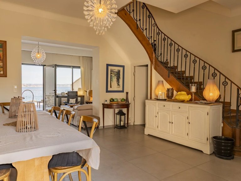 Villa for Sale in Marseille, Marseille & Cote Bleu 7