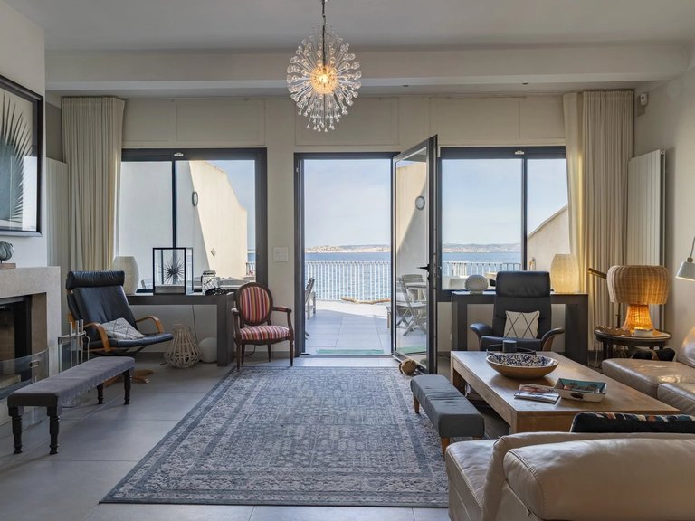 Villa for Sale in Marseille, Marseille & Cote Bleu 8
