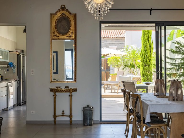 Villa for Sale in Marseille, Marseille & Cote Bleu 10