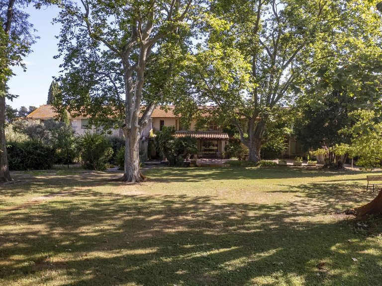 Villa for Sale in Fourques, Uzes Area 10