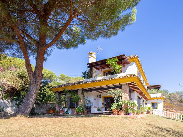 Villa for Sale in Elviria, Marbella Area 7