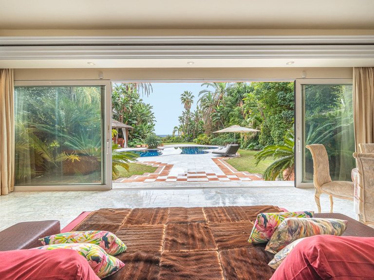 Villa for Sale in Nagueles, Marbella Area 5