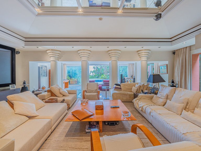Villa for Sale in Nagueles, Marbella Area 7