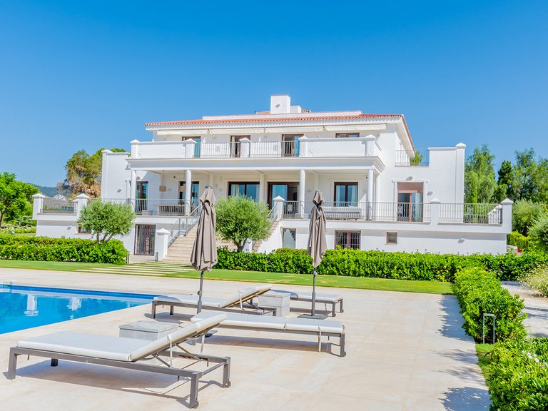 Villa for Sale in Guadalmina Alta, Marbella Area 4