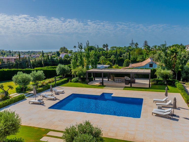 Villa for Sale in Guadalmina Alta, Marbella Area 6