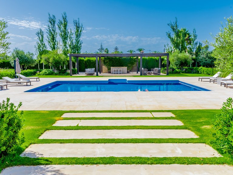 Villa for Sale in Guadalmina Alta, Marbella Area 8