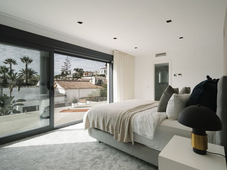 Villa for Sale in Nueva Andalucía, Marbella Area 15