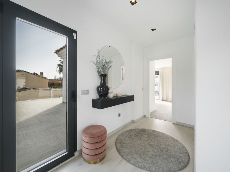 Villa for Sale in Nueva Andalucía, Marbella Area 19