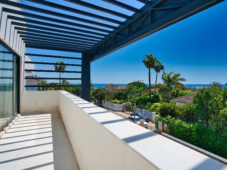 Villa for Sale in Marbesa, Marbella Area 3
