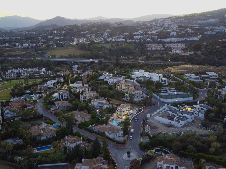 Villa for Sale in Nueva Andalucía, Marbella Area 2