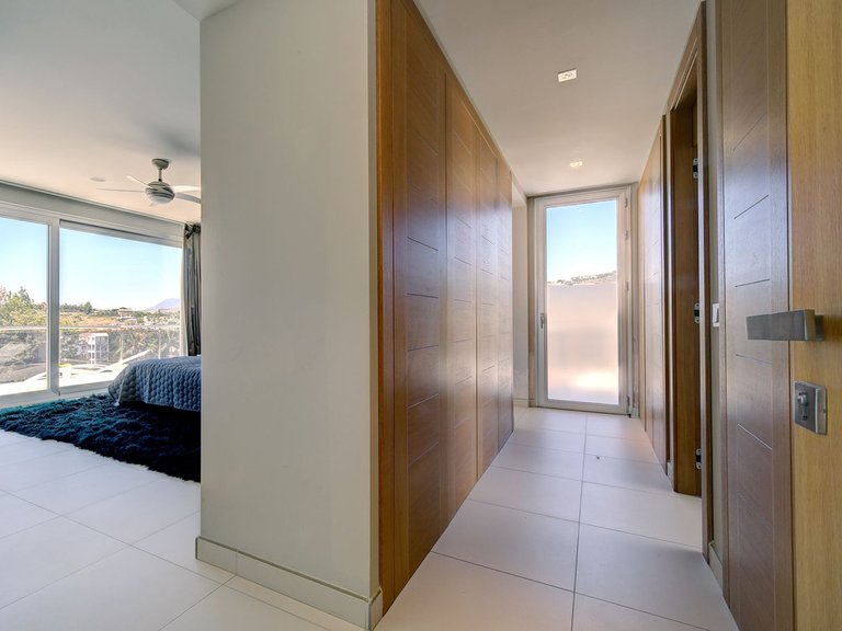 Villa for Sale in Nueva Andalucía, Marbella Area 15