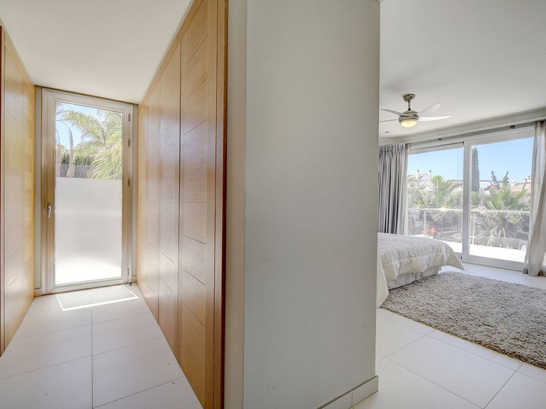 Villa for Sale in Nueva Andalucía, Marbella Area 6
