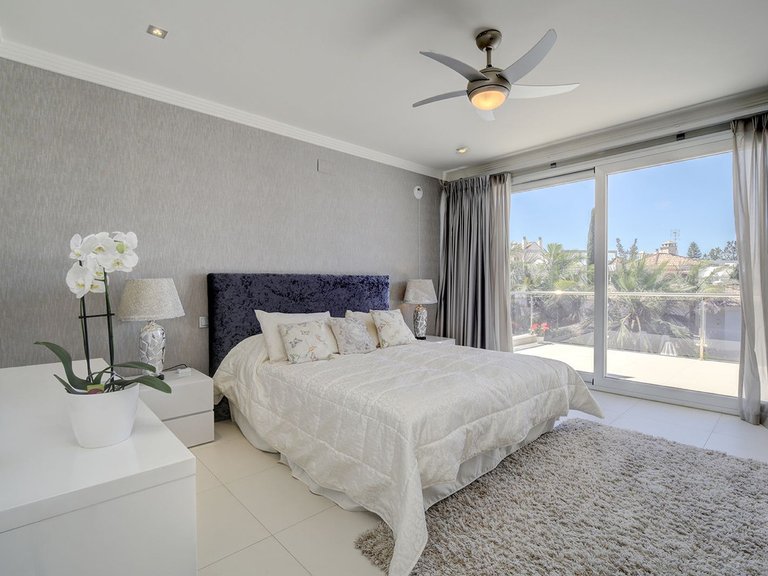 Villa for Sale in Nueva Andalucía, Marbella Area 7